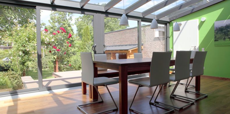 What Is The Difference Between A Conservatory And An Orangery